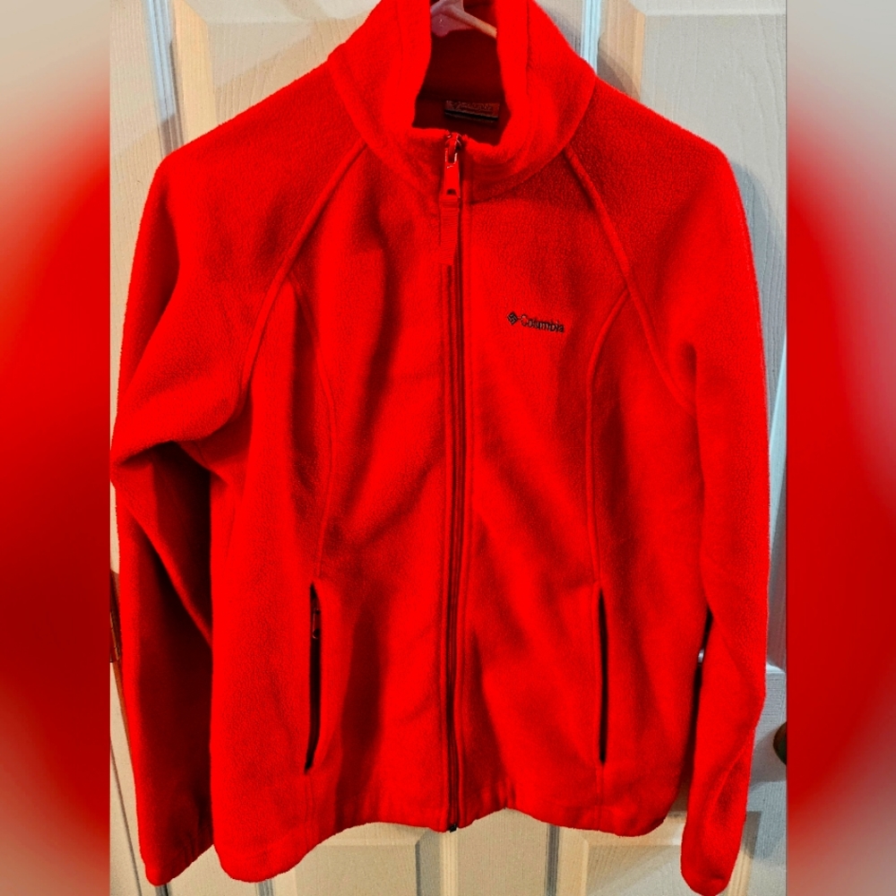 Women’s Columbia jacket medium
